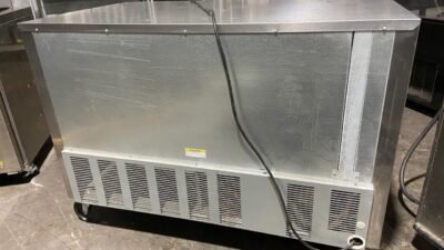 Beverage air under counter refrigerator