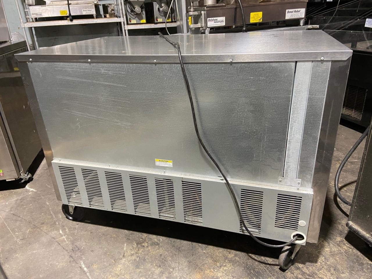 Beverage air under counter refrigerator